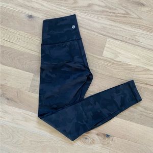 Lululemon Wunder Under High Rise Luxtreme 28” Size 6